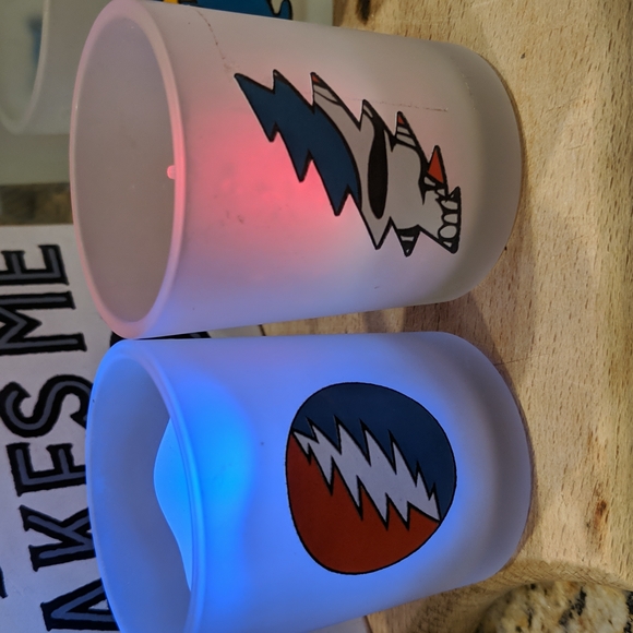 NWOT Grateful Dead Set of 2 Electric Tea Lights and Holders - Picture 3 of 3